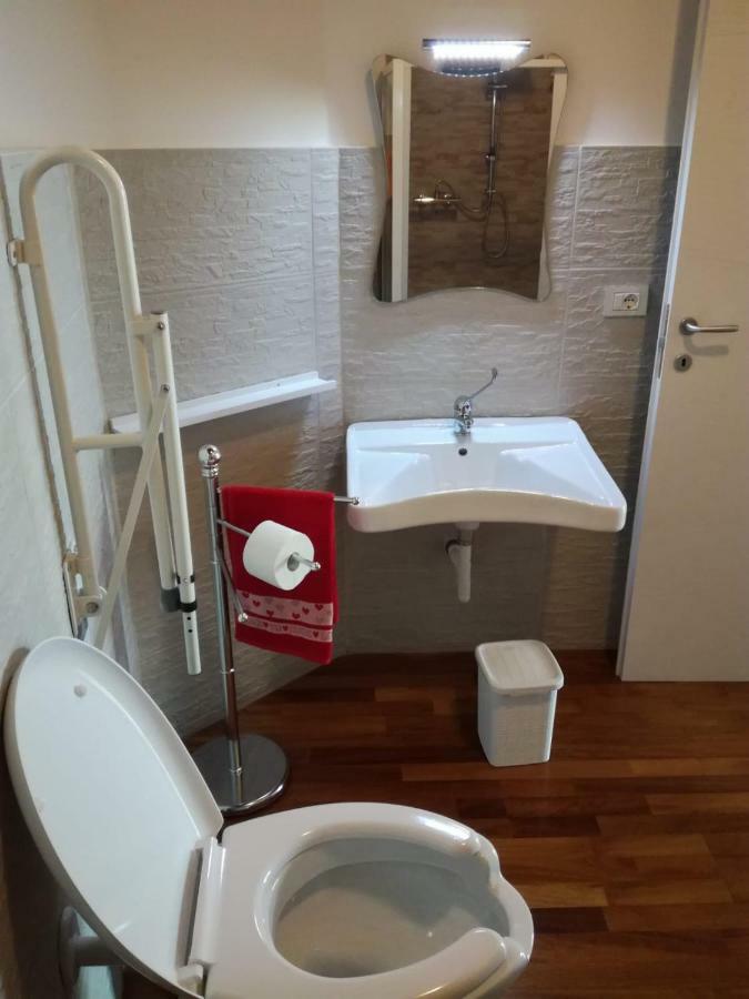 Regina Della Pace Apartments & Suite Con Sauna Монополі Екстер'єр фото
